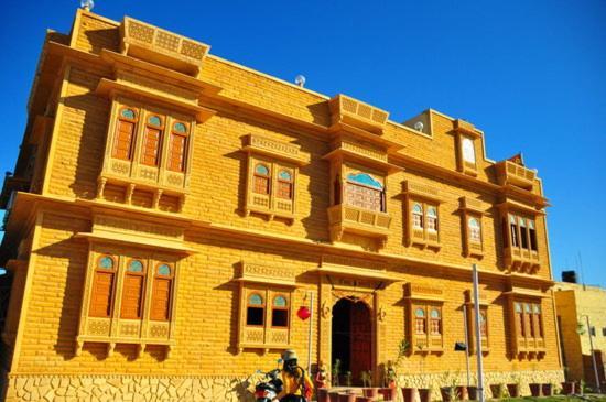 Hotel The Royale Jaisalmer Bagian luar foto